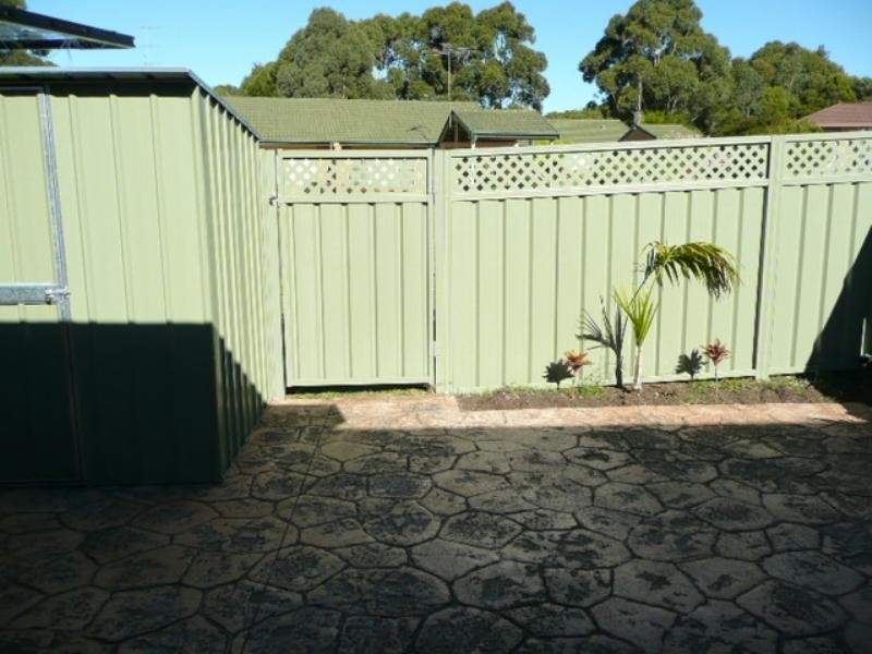 8/12 Bellbird Place, Barrack Heights NSW 2528