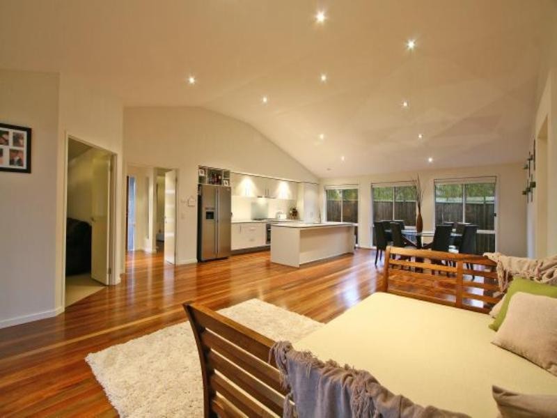 12 Spears Place, Horsley NSW 2530