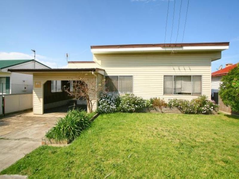 11 Antrim Avenue, Warilla NSW 2528