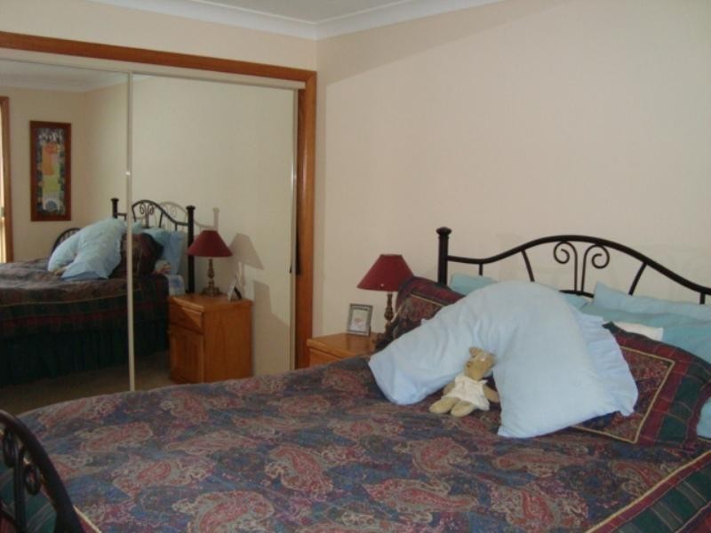 19 Byron Circuit, Flinders NSW 2529