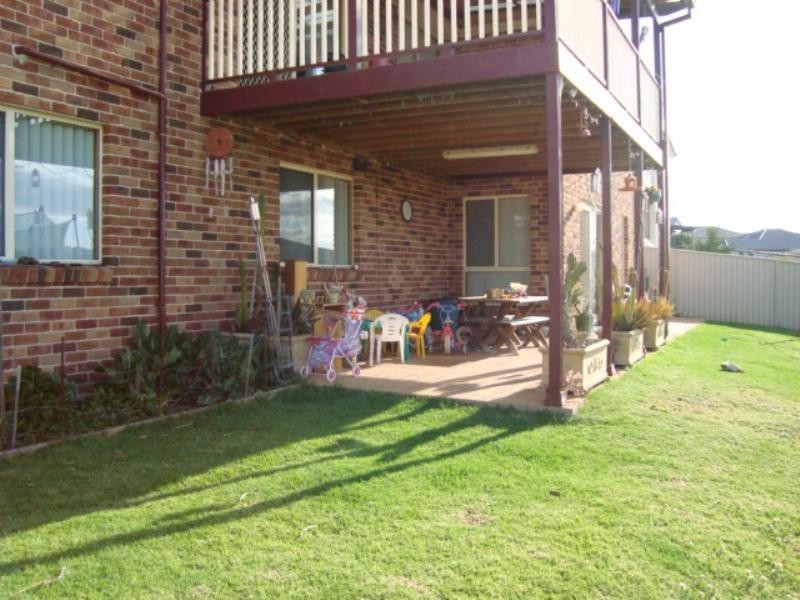 19 Byron Circuit, Flinders NSW 2529