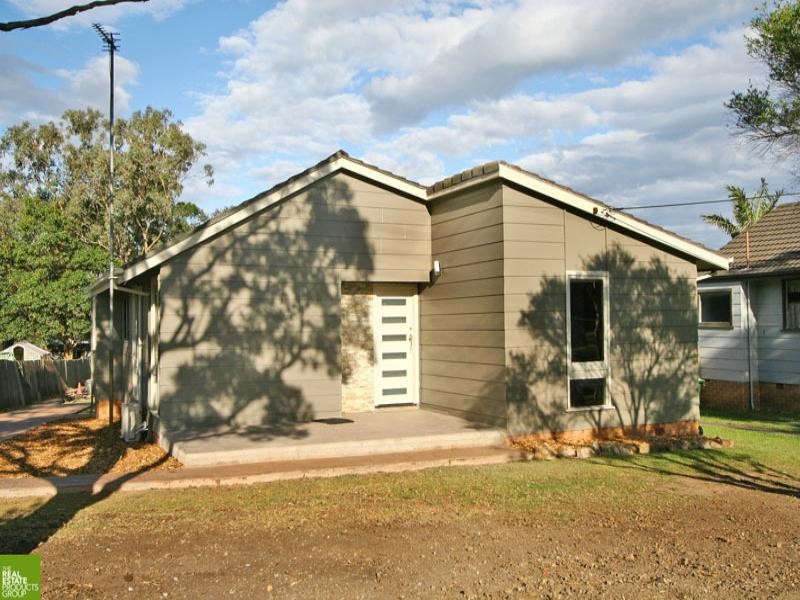 49 Leawarra Avenue, Barrack Heights NSW 2528