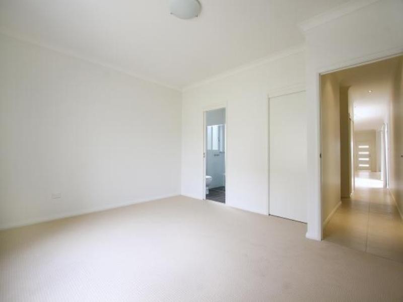 5A Adam Murray Way, Flinders NSW 2529