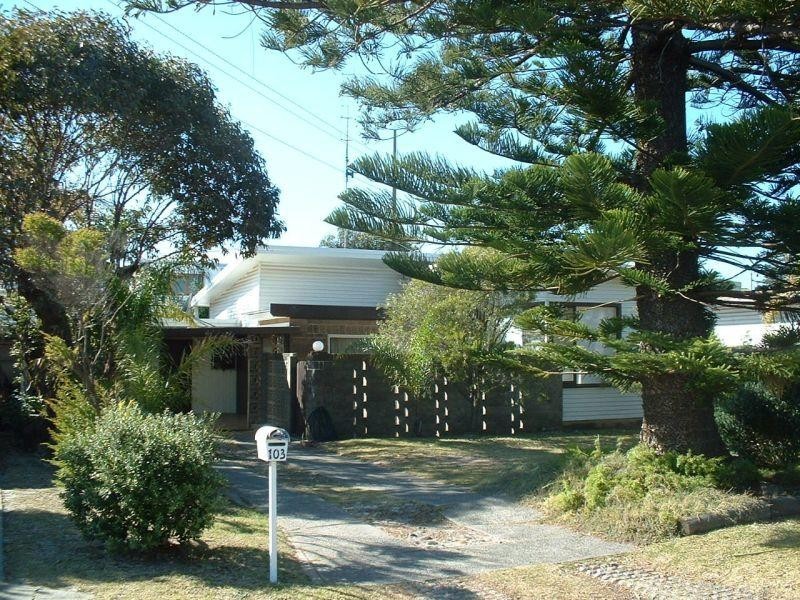 103 Osborne Parade, Warilla NSW 2528