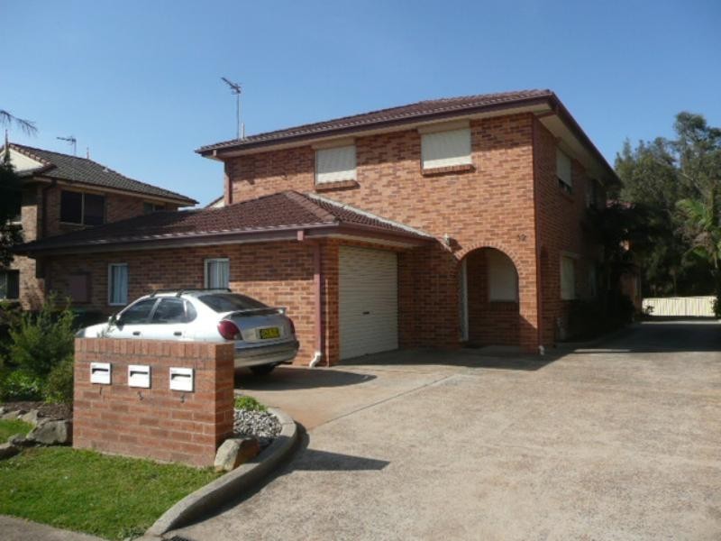 2/52 Bateman Avenue, Albion Park Rail NSW 2527