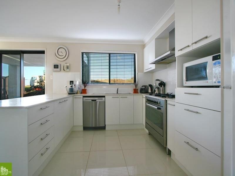 3 Makaha Way, Shell Cove NSW 2529