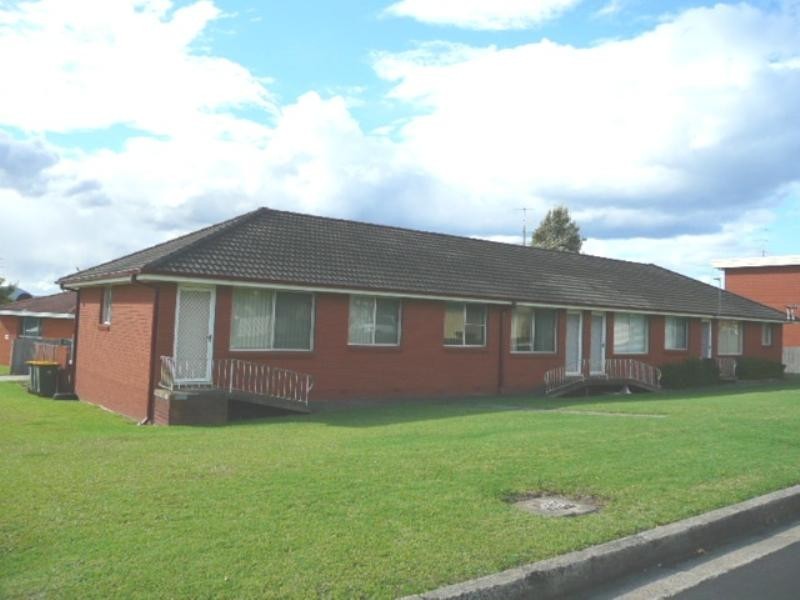 6/2-4 Roberts Avenue, Barrack Heights NSW 2528