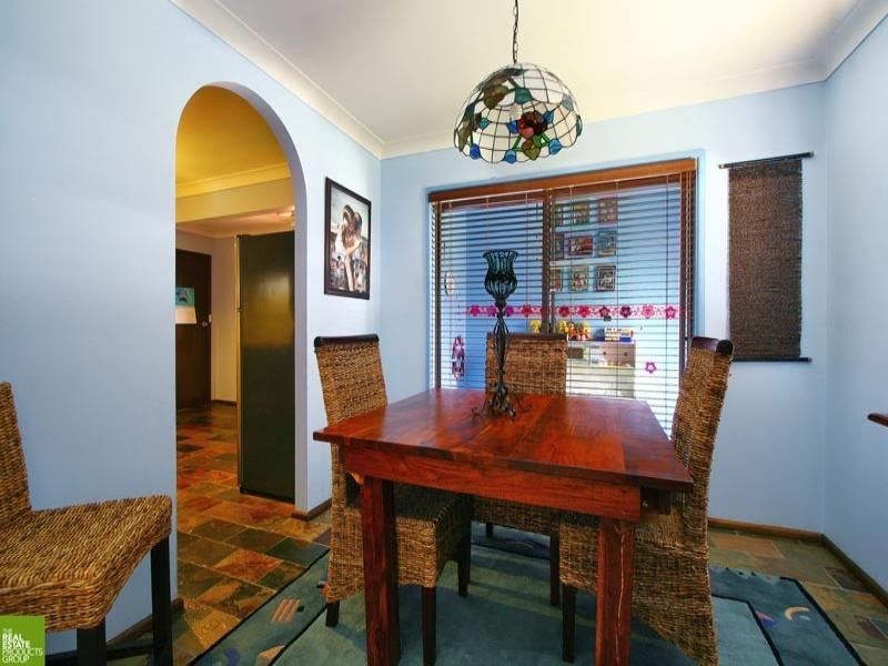 25 Cox Parade, Mount Warrigal NSW 2528