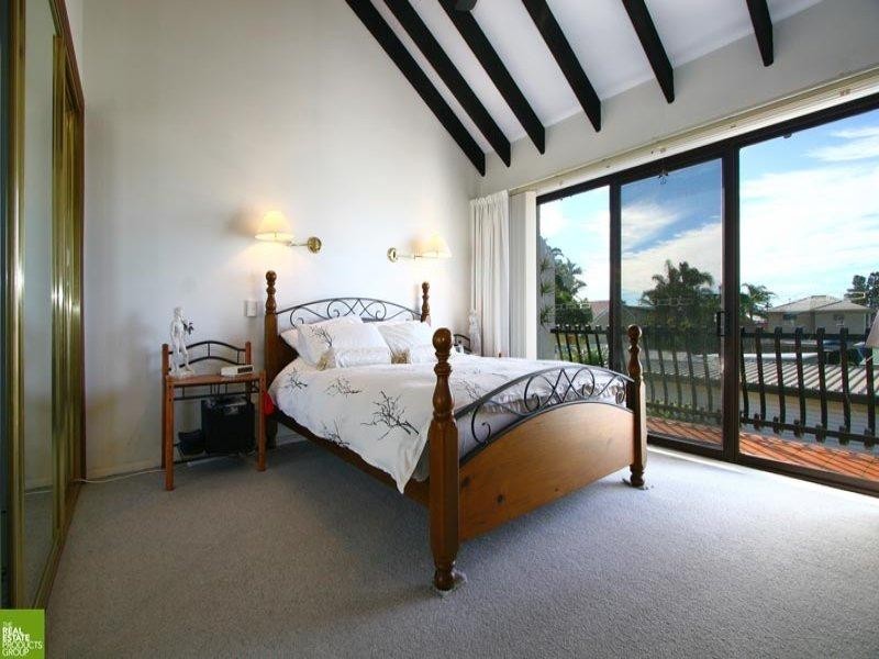 2/32 Darley Street, Shellharbour NSW 2529