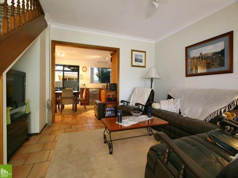 2/32 Darley Street, Shellharbour NSW 2529