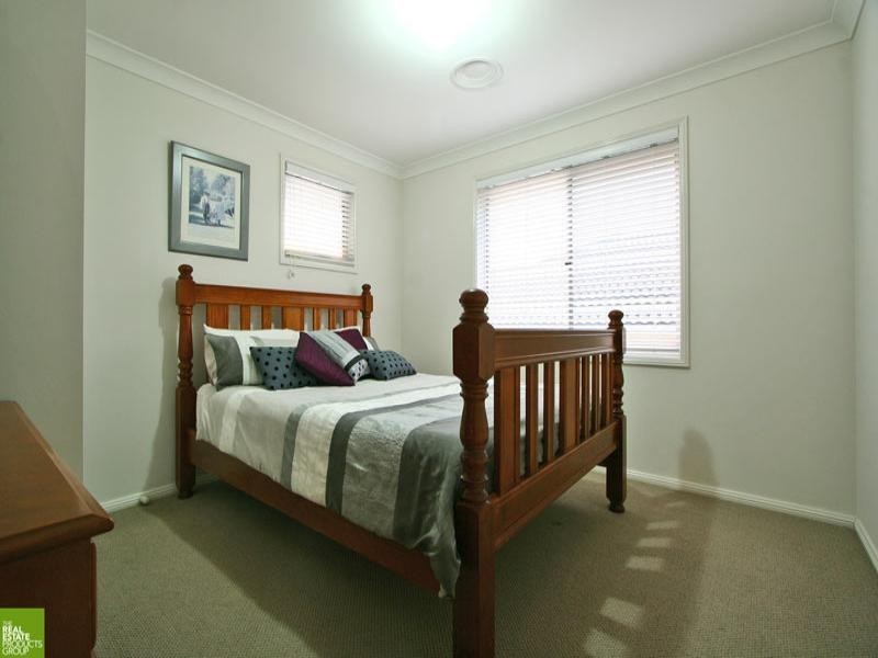 17 Hinchinbrook Drive, Shell Cove NSW 2529