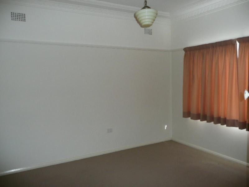 10 Wentworth Street, Shellharbour NSW 2529