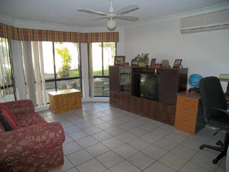 2 Diamantina Circuit, Albion Park NSW 2527