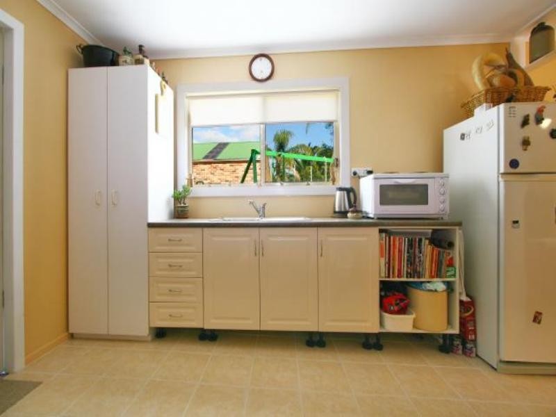 46 Ulster Avenue, Warilla NSW 2528