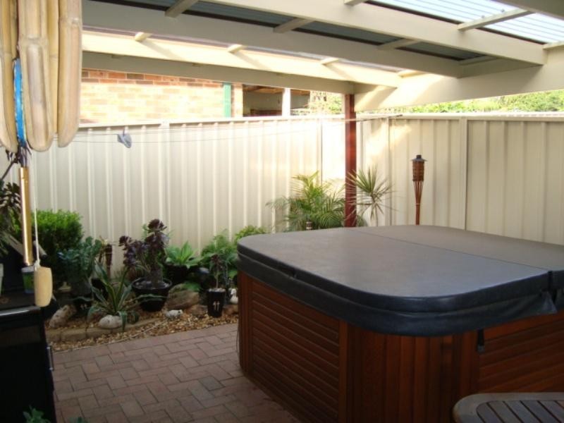 1/51 Jindabyne Road, Flinders NSW 2529