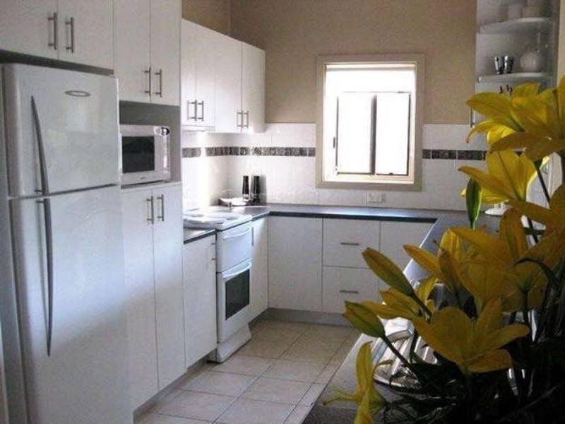63 Lake Entrance Road, Oak Flats NSW 2529
