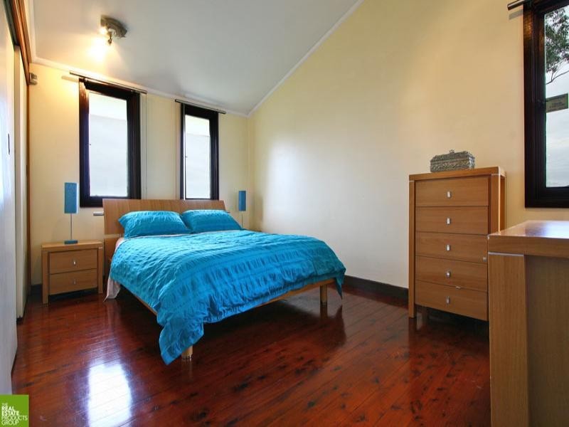 9 Tait Avenue, Kanahooka NSW 2530