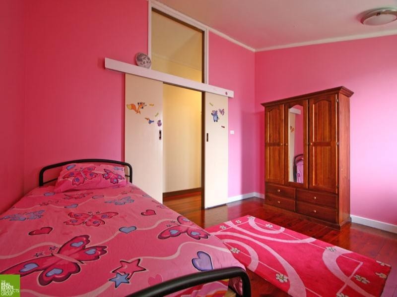 9 Tait Avenue, Kanahooka NSW 2530