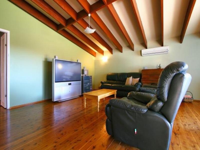 12 Kookaburra Place, Barrack Heights NSW 2528
