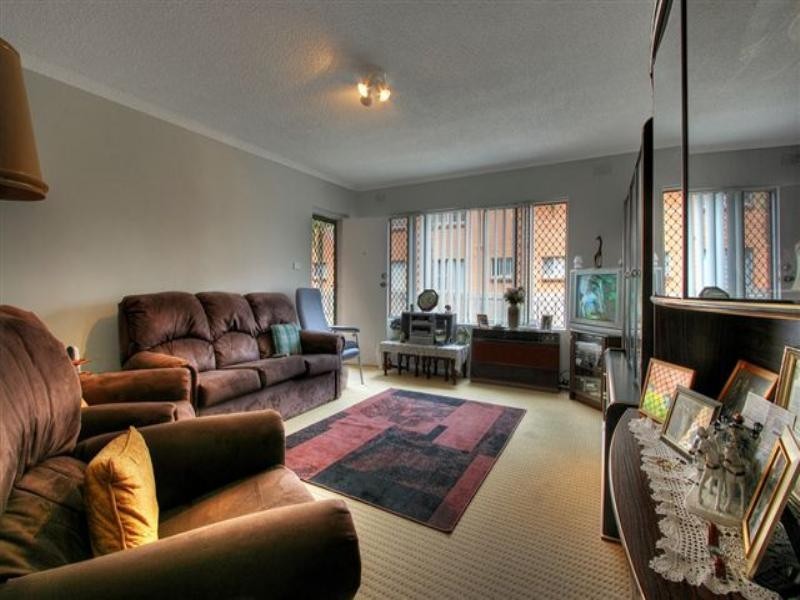 5/6 Peterborough Avenue, Lake Illawarra NSW 2528