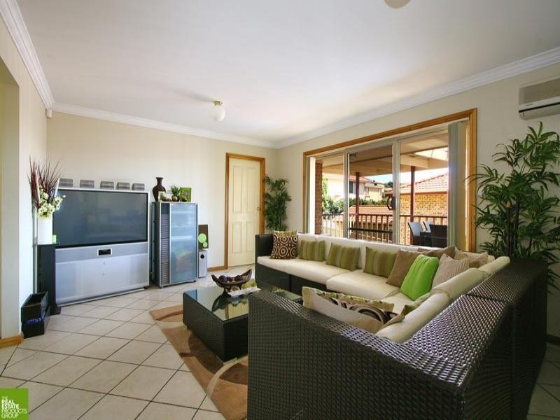 4 Menindee Close, Flinders NSW 2529