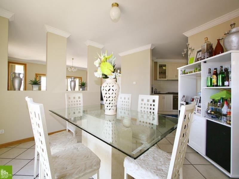 4 Menindee Close, Flinders NSW 2529