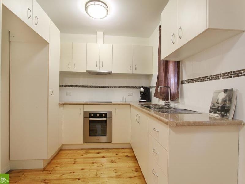 1 Ikara Place, Koonawarra NSW 2530