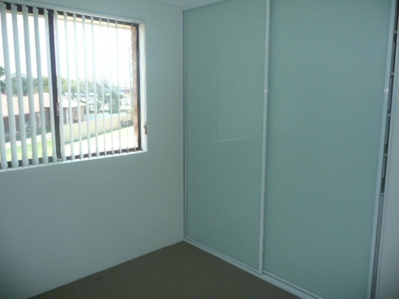 5/37 Roberts Avenue, Barrack Heights NSW 2528