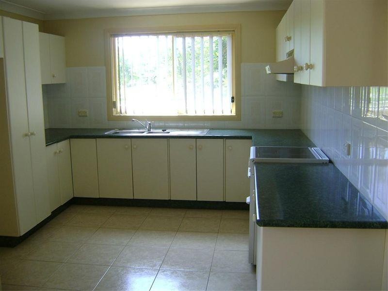 2/3 Wallaby Street, Flinders NSW 2529