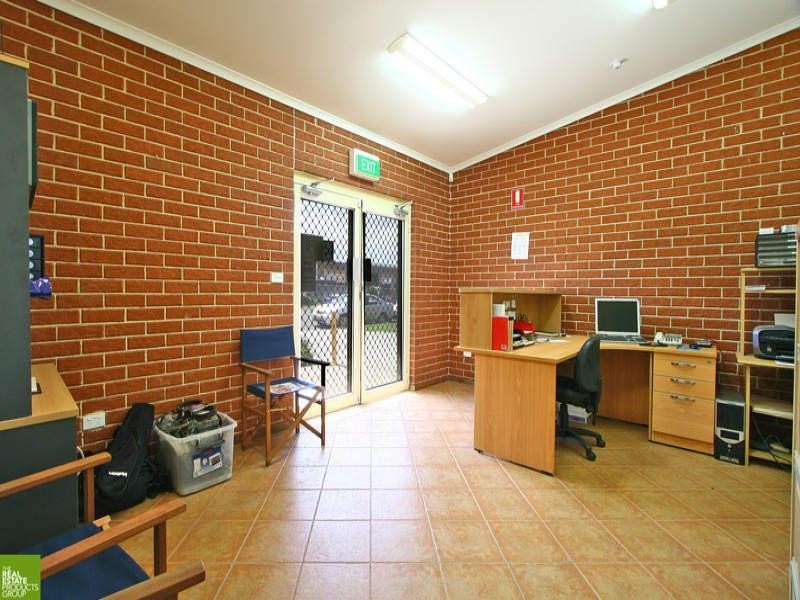 24 Sunset Avenue, Warilla NSW 2528