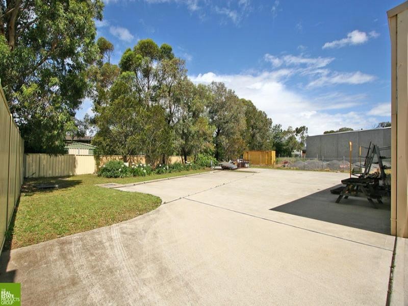 24 Sunset Avenue, Warilla NSW 2528