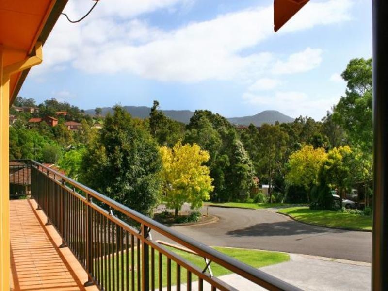 4 Ilkoara Grove, Cordeaux Heights NSW 2526