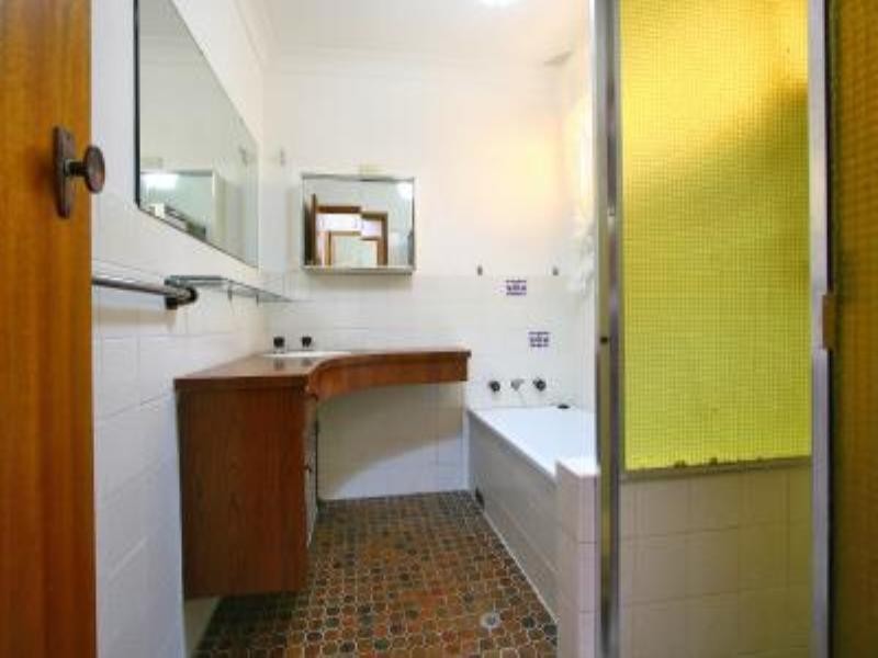 22 Charlton Street, Mount Warrigal NSW 2528