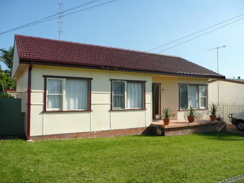 10 Antrim Avenue, Warilla NSW 2528