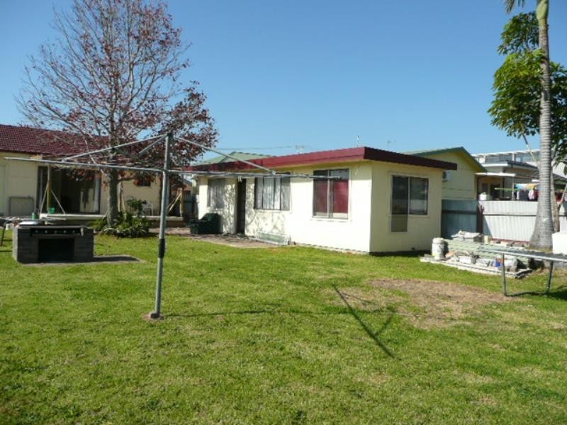 10 Antrim Avenue, Warilla NSW 2528