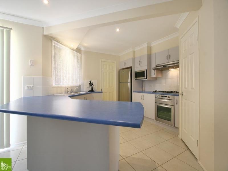 10 Helen Street, Warilla NSW 2528