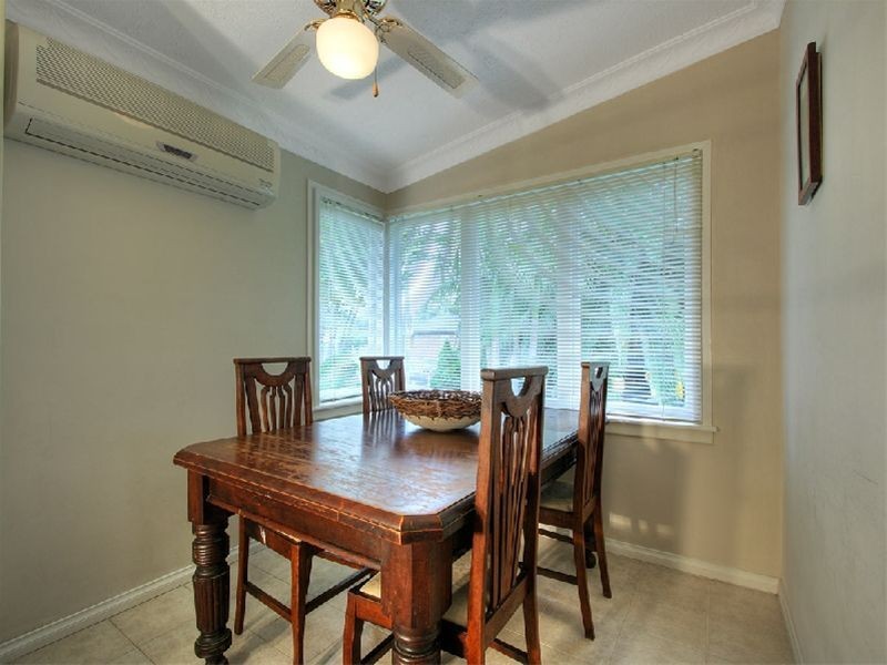 17 Davidson Street, Warilla NSW 2528