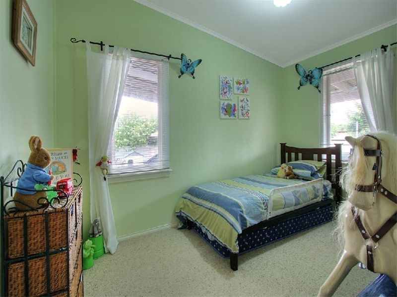 17 Davidson Street, Warilla NSW 2528