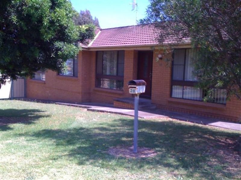 28 Jones Avenue, Primbee NSW 2502