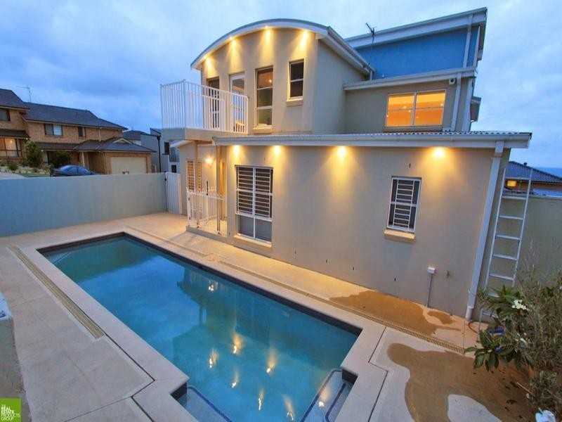 17 James Cook Parkway, Shell Cove NSW 2529