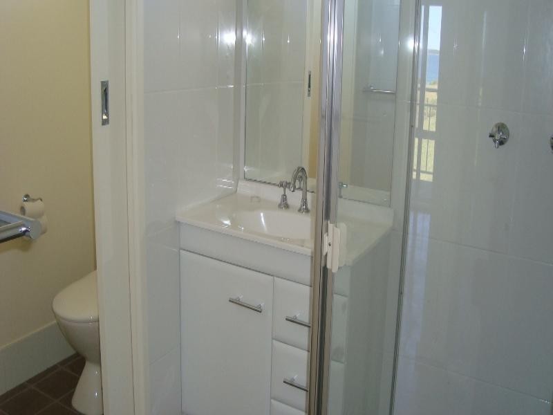 33 Junction Road, Barrack Point NSW 2528