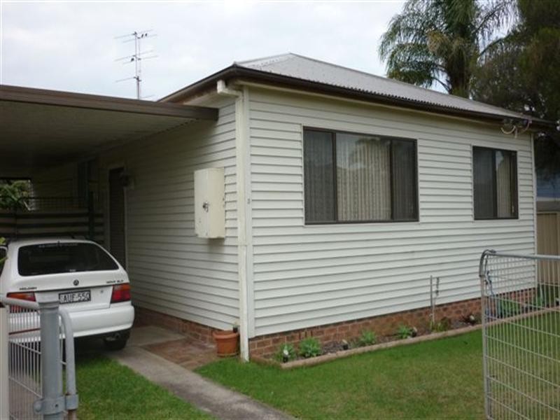 5 Peterborough Avenue, Lake Illawarra NSW 2528