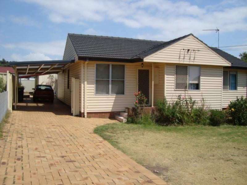 46 Bradman Avenue, Warilla NSW 2528