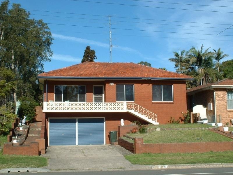 273 Reddall Parade, Mount Warrigal NSW 2528