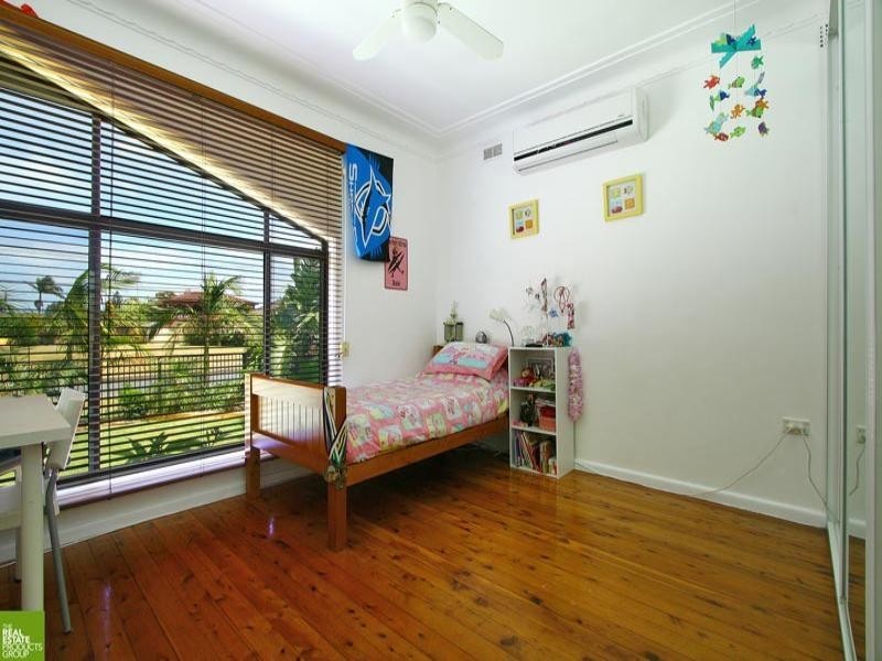 61 Kurrajong Street, Windang NSW 2528