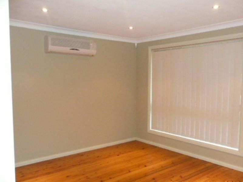 4 Gumnut Street, Albion Park Rail NSW 2527