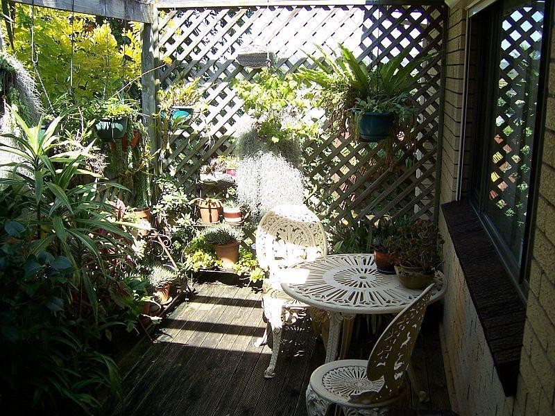 31 Shipton Crescent, Mount Warrigal NSW 2528