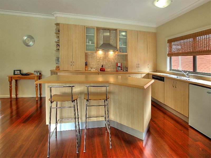 30 Ocean Street, Windang NSW 2528