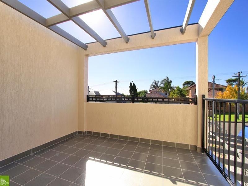 2a Edward Street, Barrack Heights NSW 2528