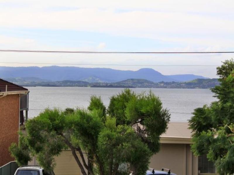 21 Charlton Street, Mount Warrigal NSW 2528
